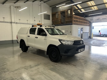 Used Toyota Hilux 2018 for sale - 77668076: Photo