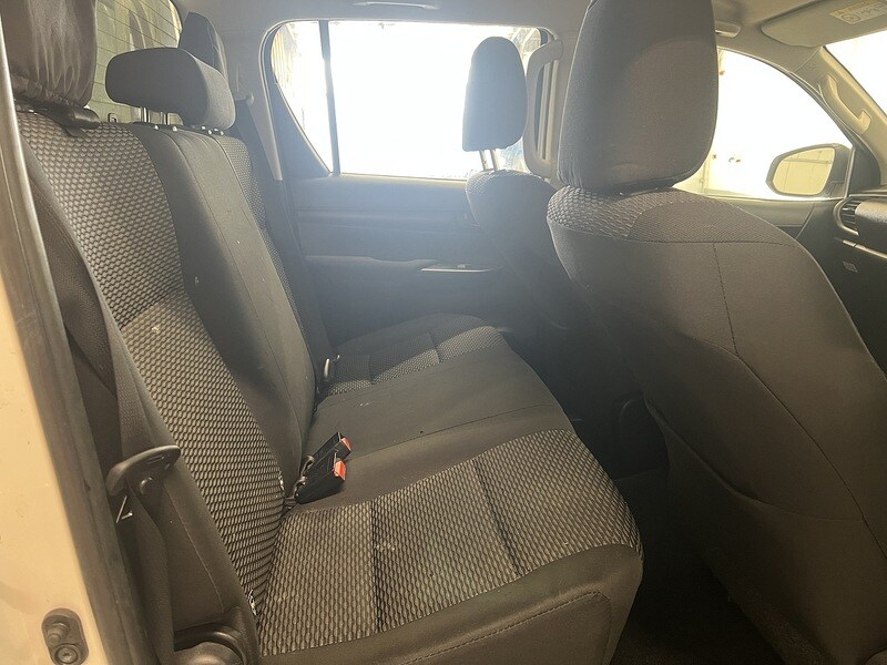 Used Toyota Hilux for sale - 77668076: Photo 6