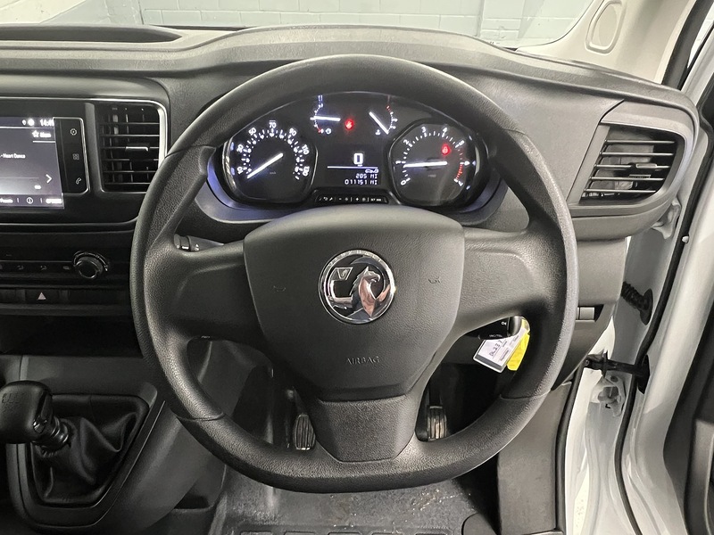 Used Vauxhall Vivaro 2023 for sale - 77250806: Photo 16