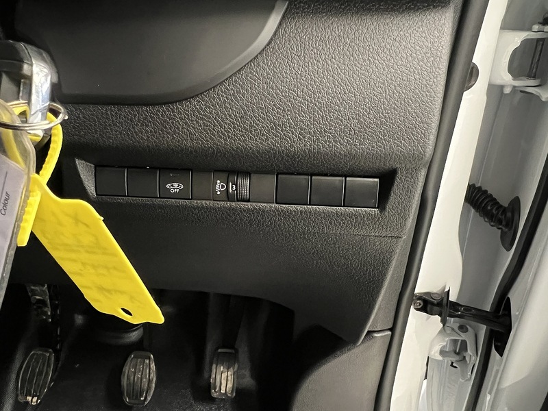 Used Vauxhall Vivaro 2023 for sale - 77250806: Photo 18