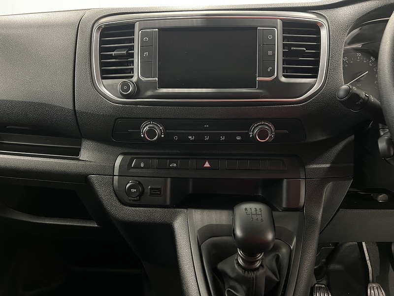 Used Vauxhall Vivaro 2023 for sale - 77250806: Photo 8