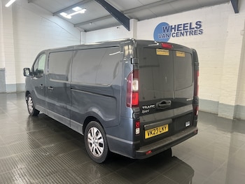 Used Renault Trafic 2023 for sale - 79436188: Photo