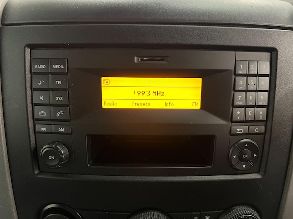Used Mercedes-Benz Sprinter 2018 for sale - 75404420: Photo 25
