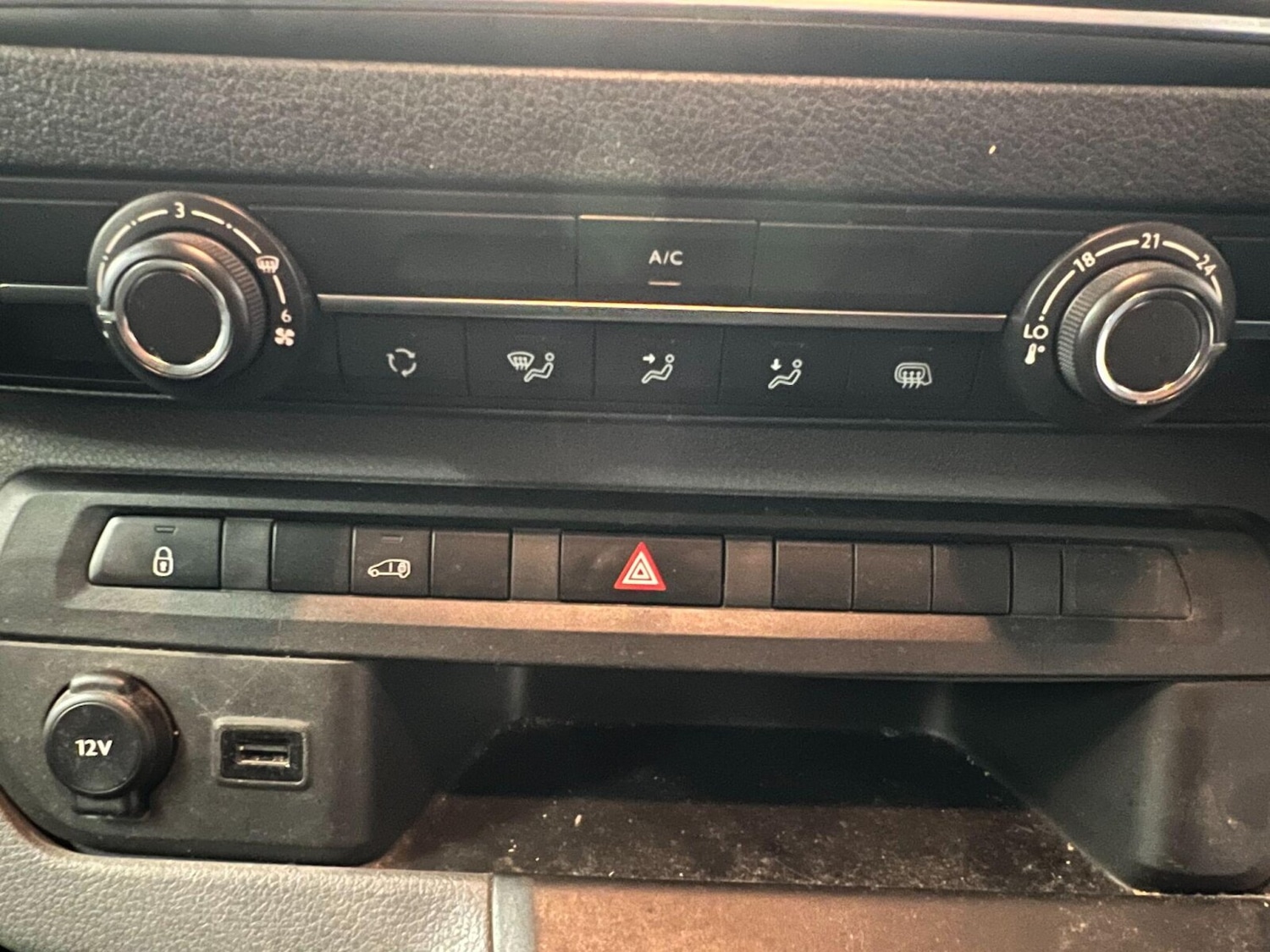 Used Peugeot Expert 2022 for sale - 76630315: Photo 10