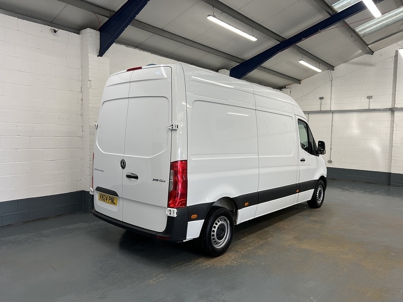 Used Mercedes-Benz Sprinter 2024 for sale - 76904026: Photo 5