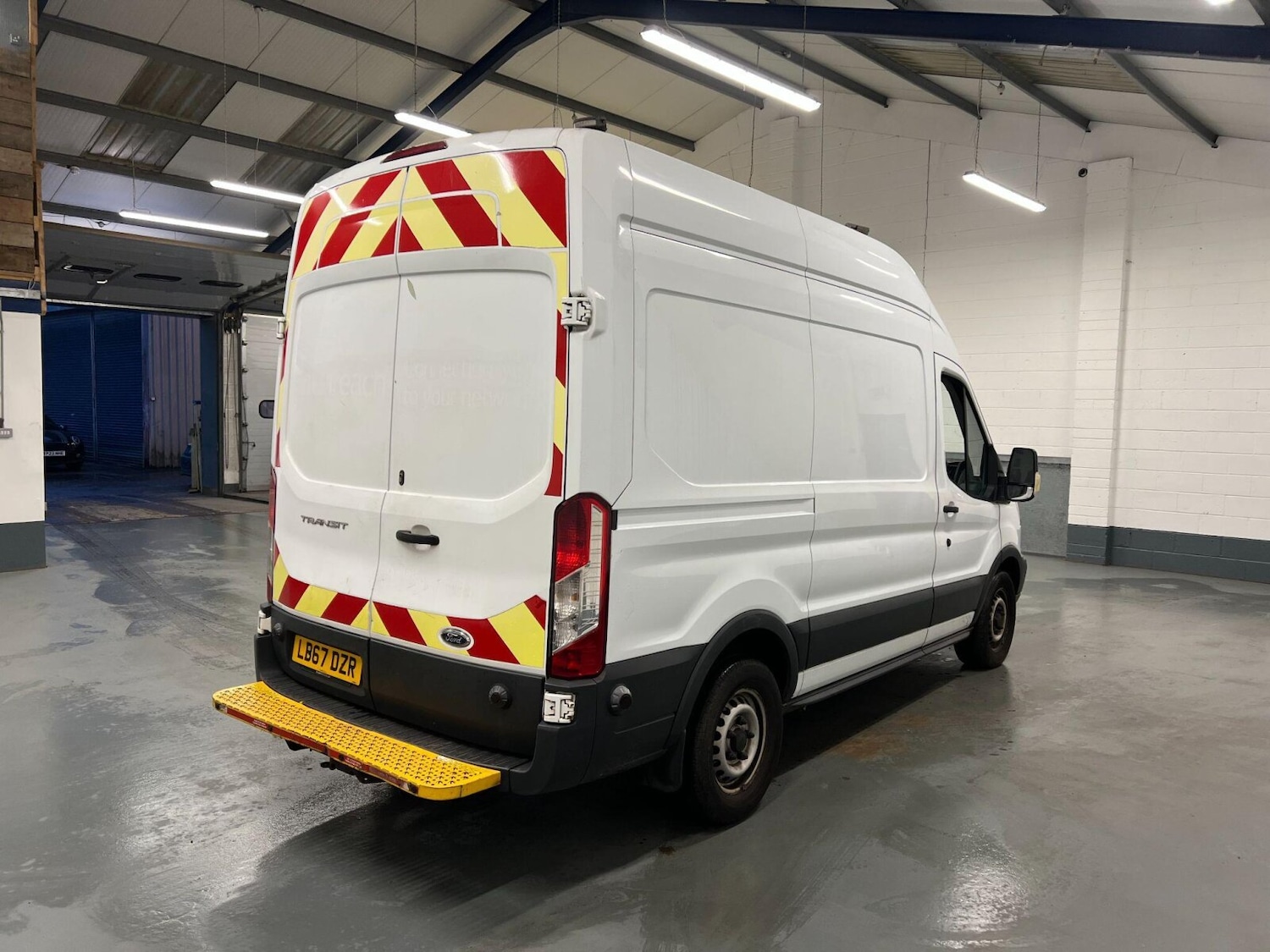 Used Ford Transit 2018 for sale - 76595300: Photo 3