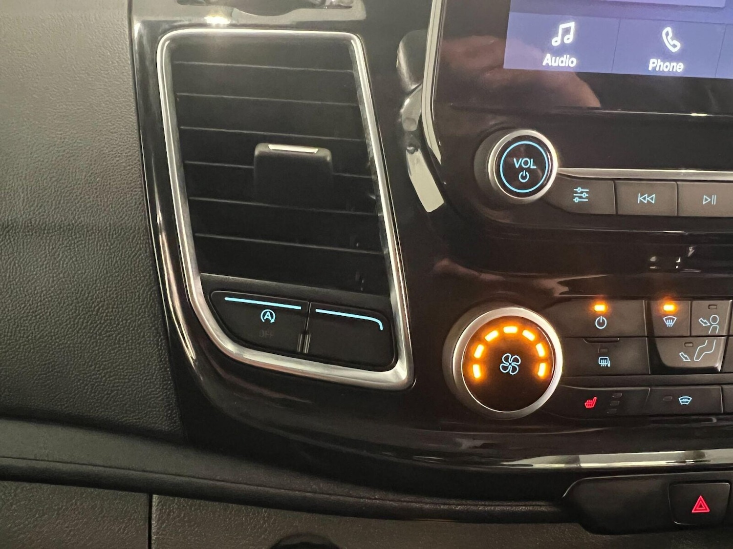 Used Ford Transit Custom 2022 for sale - 76640306: Photo 15