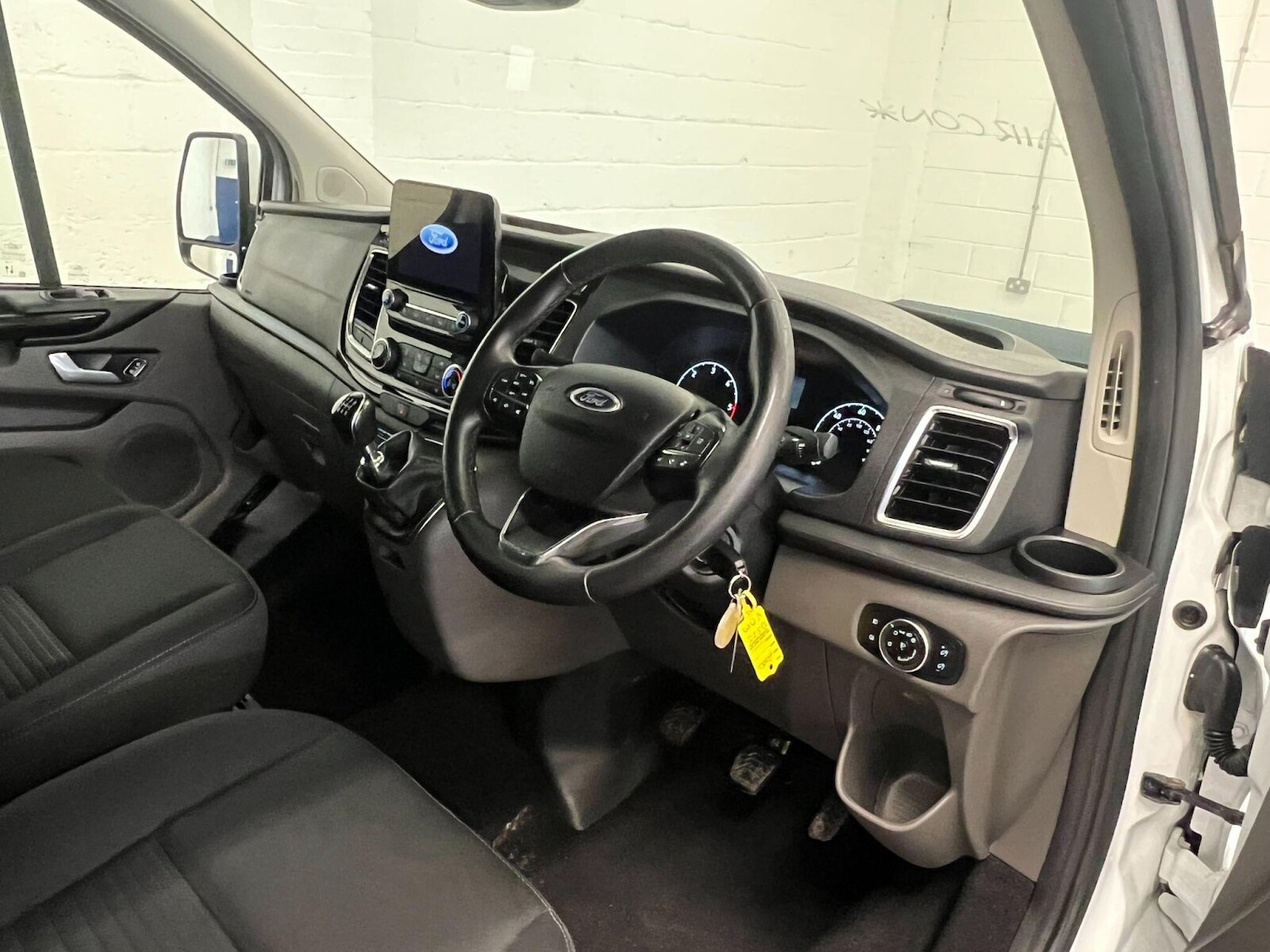Used Ford Transit Custom 2022 for sale - 76640306: Photo 23