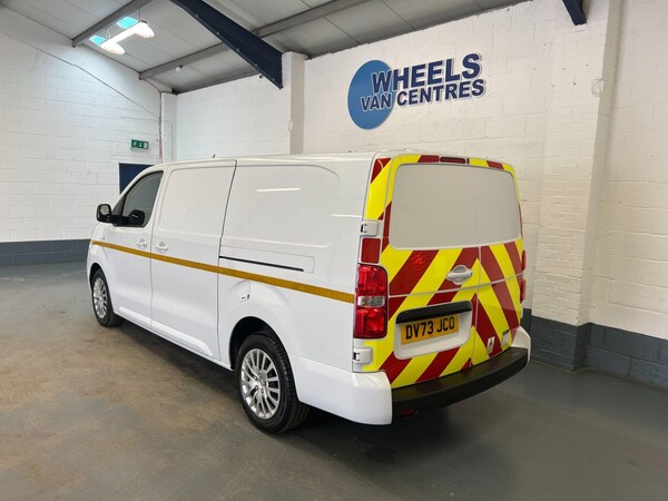 Used Vauxhall Vivaro 2023 for sale - 75404246: Photo 3