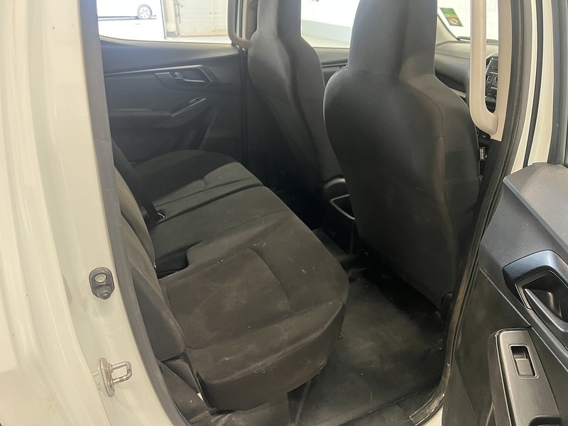 Used Isuzu D-Max 2021 for sale - 77720613: Photo 6