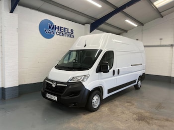Vauxhall - Movano