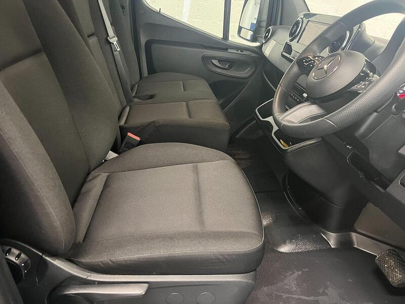 Used Mercedes-Benz Sprinter 2025 for sale - 76904394: Photo 8
