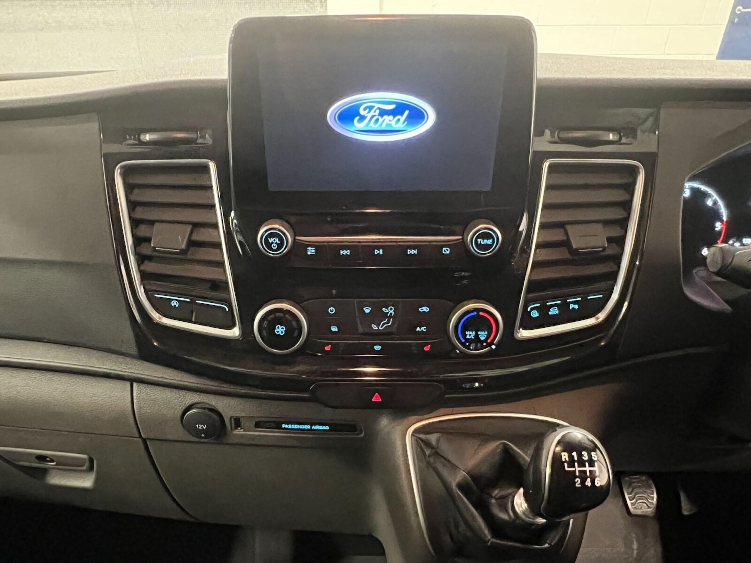Used Ford Transit Custom 2021 for sale - 76528863: Photo 8