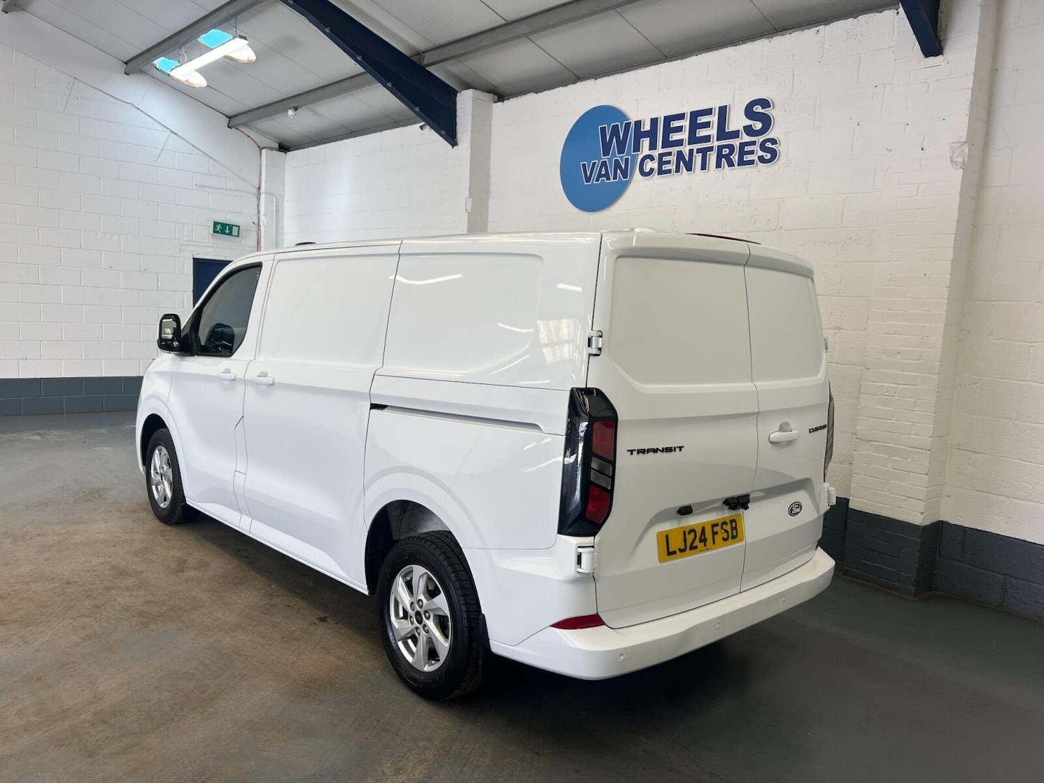 Used Ford Transit Custom 2024 for sale - 76154792: Photo 5