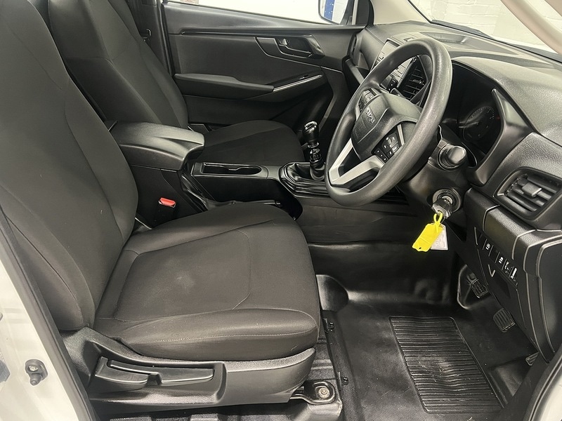 Used Isuzu D-Max 2023 for sale - 77640099: Photo 10