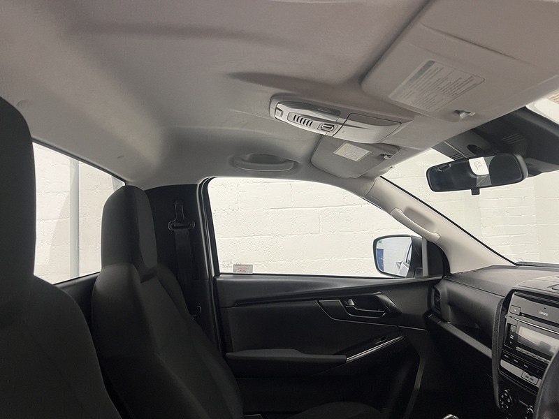 Used Isuzu D-Max 2023 for sale - 77640099: Photo 13