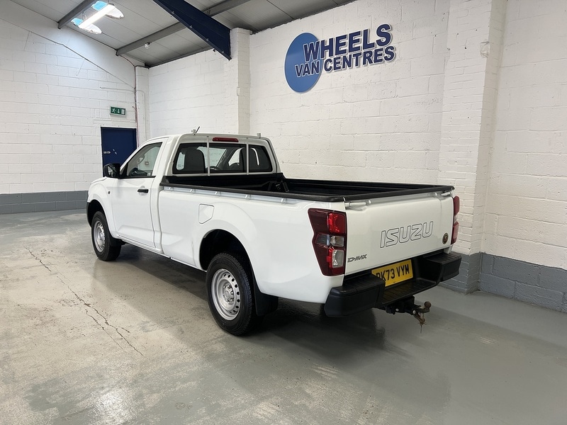 Used Isuzu D-Max 2023 for sale - 77640099: Photo 3