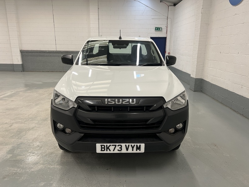 Used Isuzu D-Max 2023 for sale - 77640099: Photo 8