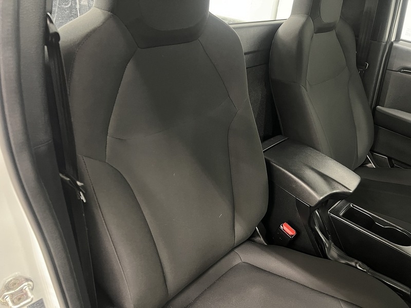 Used Isuzu D-Max 2023 for sale - 77640099: Photo 9