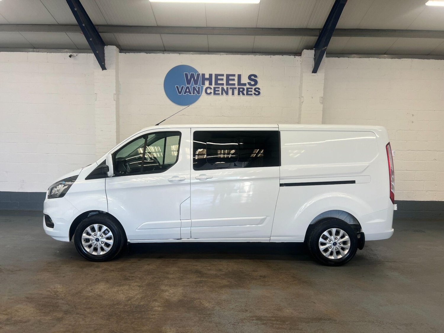 Used Ford Transit Custom 2022 for sale - 76870164: Photo 2