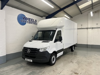 Mercedes-Benz Sprinter feature image