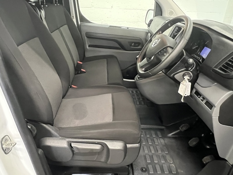 Used Vauxhall Vivaro 2022 for sale - 76903967: Photo 10