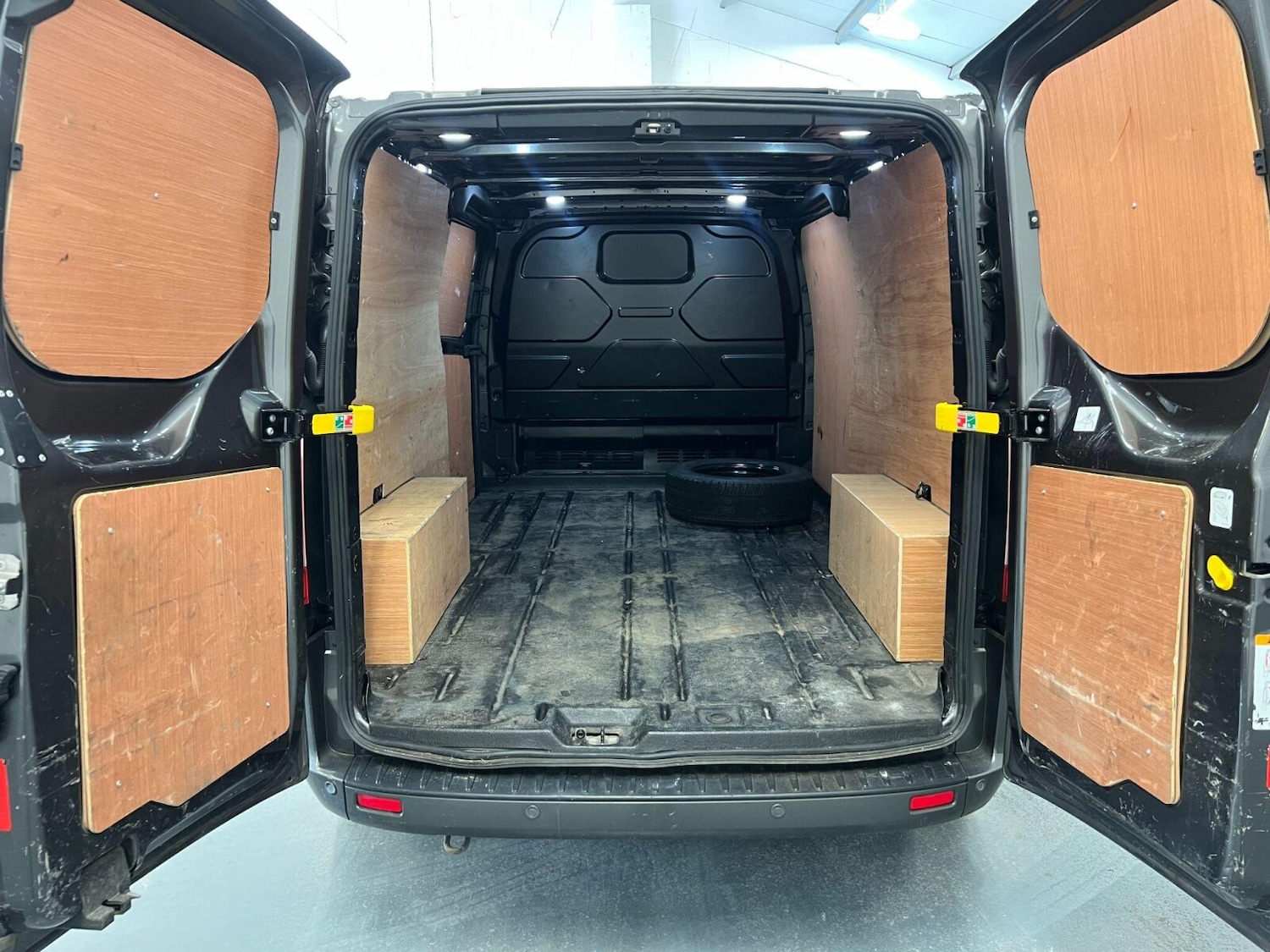 Used Ford Transit Custom 2021 for sale - 76062208: Photo 11