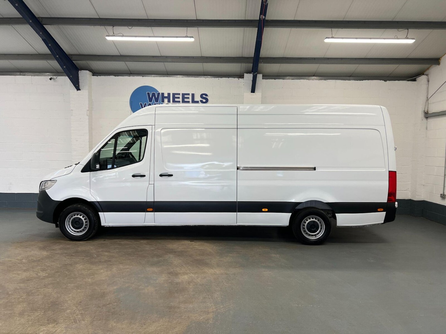 Used Mercedes-Benz Sprinter 2023 for sale - 76428131: Photo 2