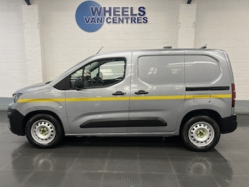 Used Peugeot Partner 2020 for sale - 79434764: Photo