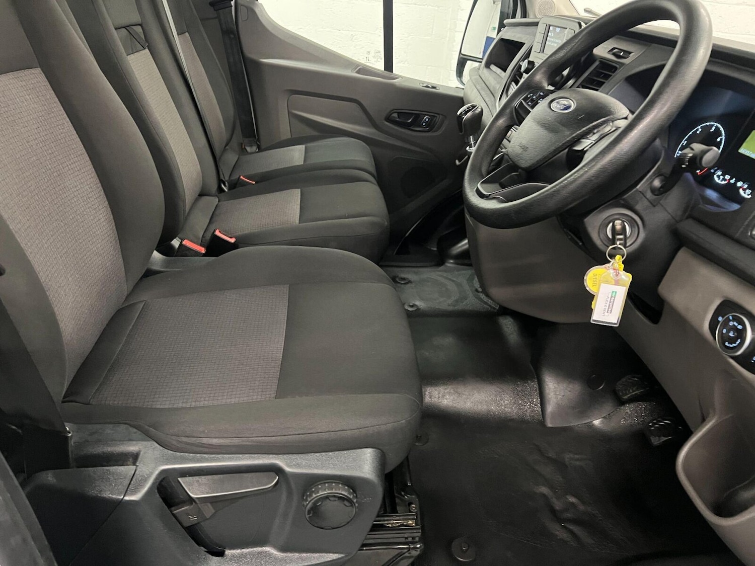 Used Ford Transit 2022 for sale - 76869590: Photo 13