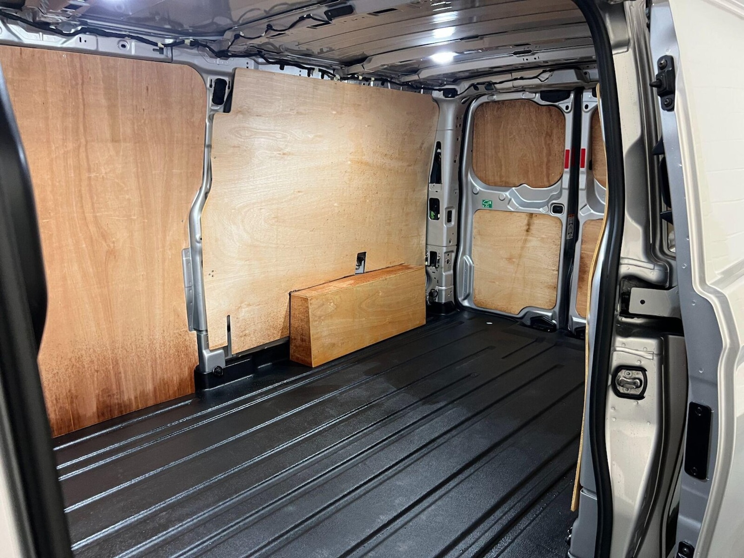 Used Ford Transit Custom 2024 for sale - 76154910: Photo 32