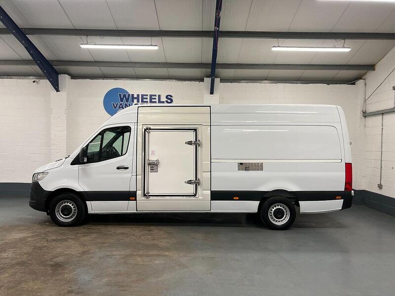 Used Mercedes-Benz Sprinter 2022 for sale - 76903950: Photo 2