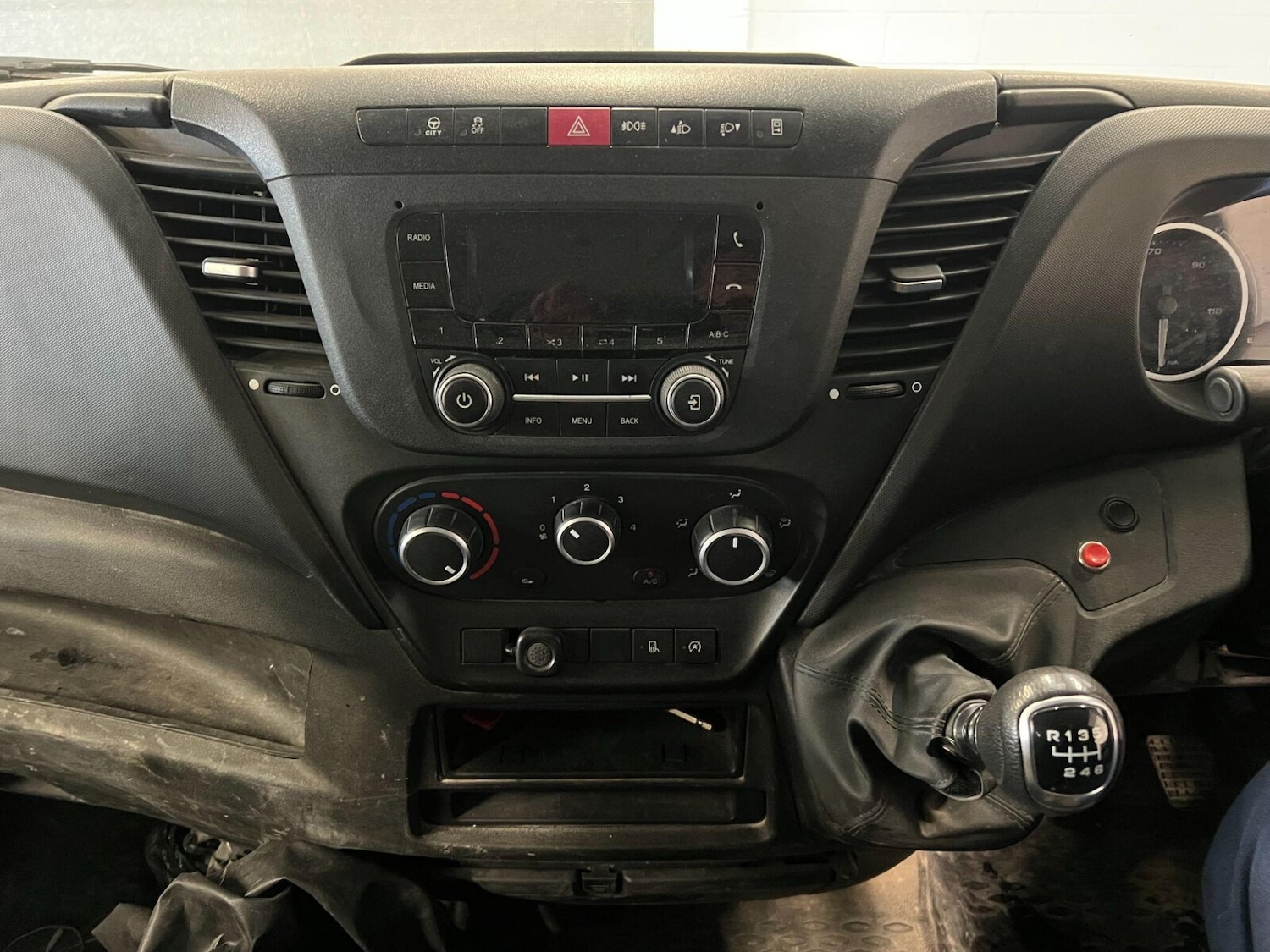 Used Iveco Daily 2023 for sale - 76760720: Photo 8