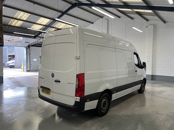 Used Mercedes-Benz Sprinter 2023 for sale - 77817948: Photo