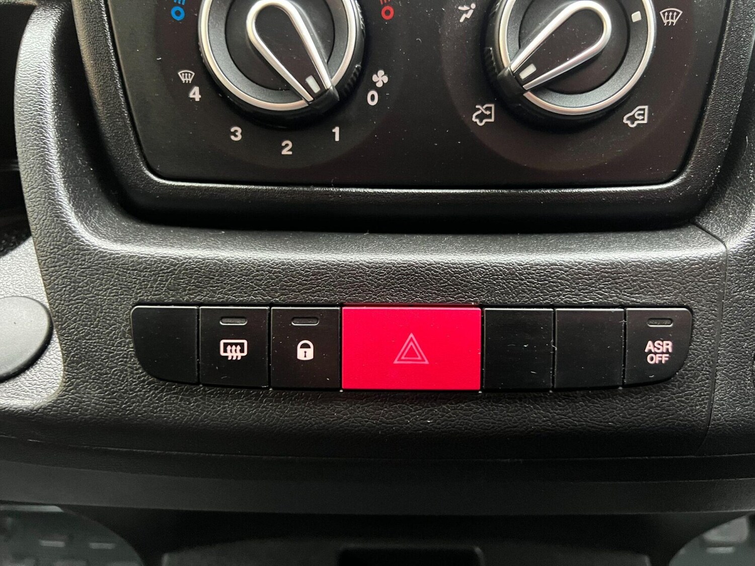 Used Peugeot Boxer 2022 for sale - 76272965: Photo 18