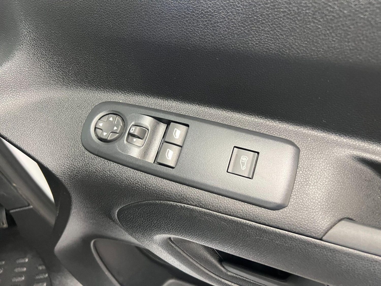 Used Vauxhall Combo 2024 for sale - 76868536: Photo 12