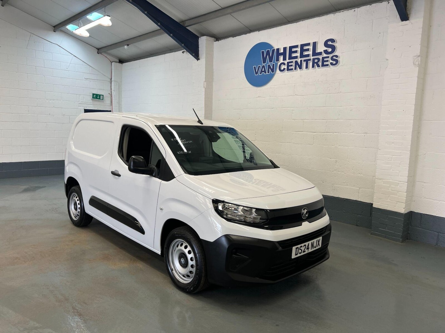 Used Vauxhall Combo 2024 for sale - 76868536: Photo 7