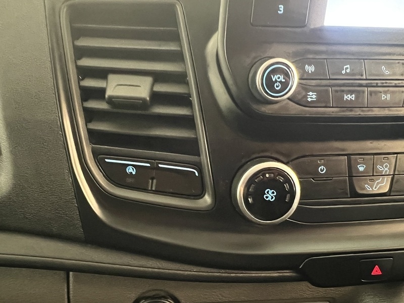 Used Ford Transit 2023 for sale - 76904060: Photo 26