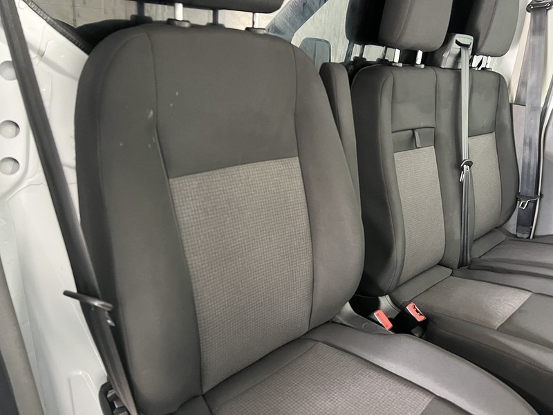 Used Ford Transit 2023 for sale - 76904060: Photo 9