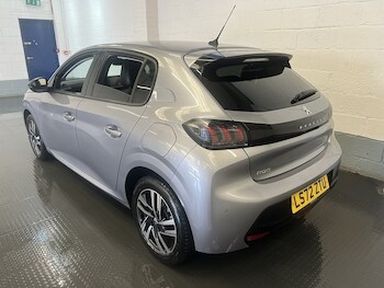 Used Peugeot 208 2023 for sale - 78354231: Photo