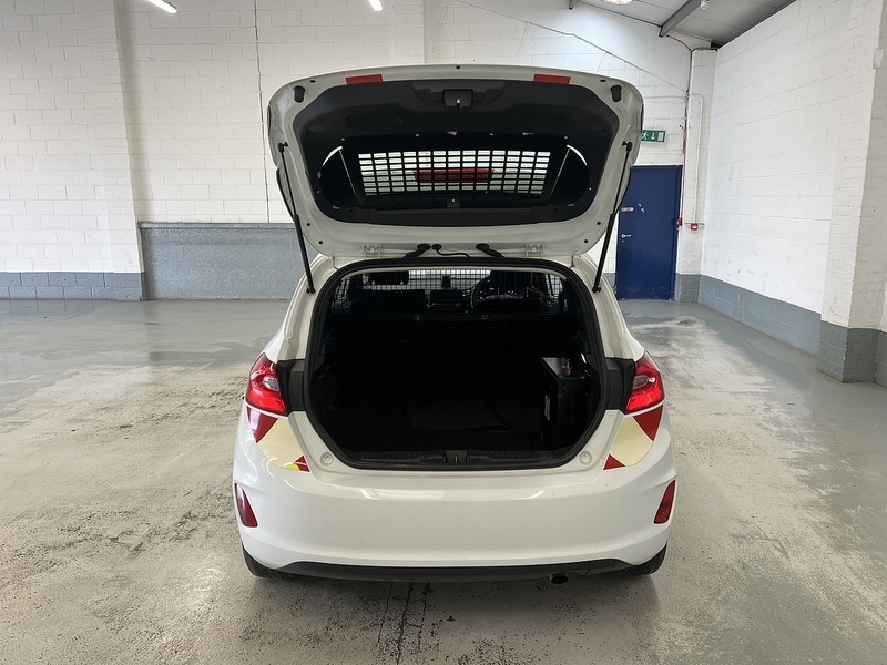 Used Ford Fiesta 2019 for sale - 77905975: Photo 5