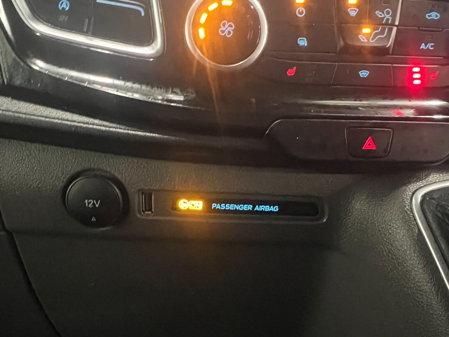 Used Ford Transit Custom 2023 for sale - 76873380: Photo 15