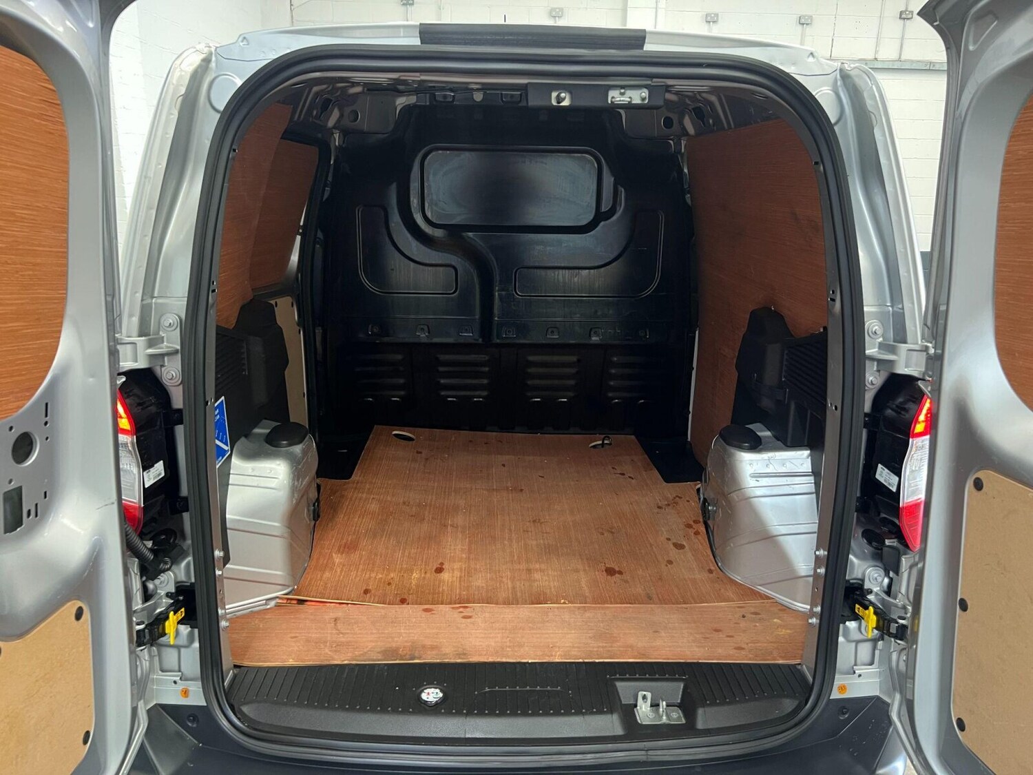 Vehicle 28