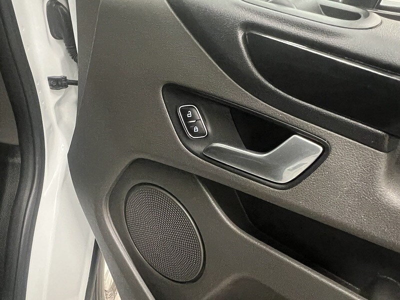 Used Ford Transit Custom 2023 for sale - 77643324: Photo 13