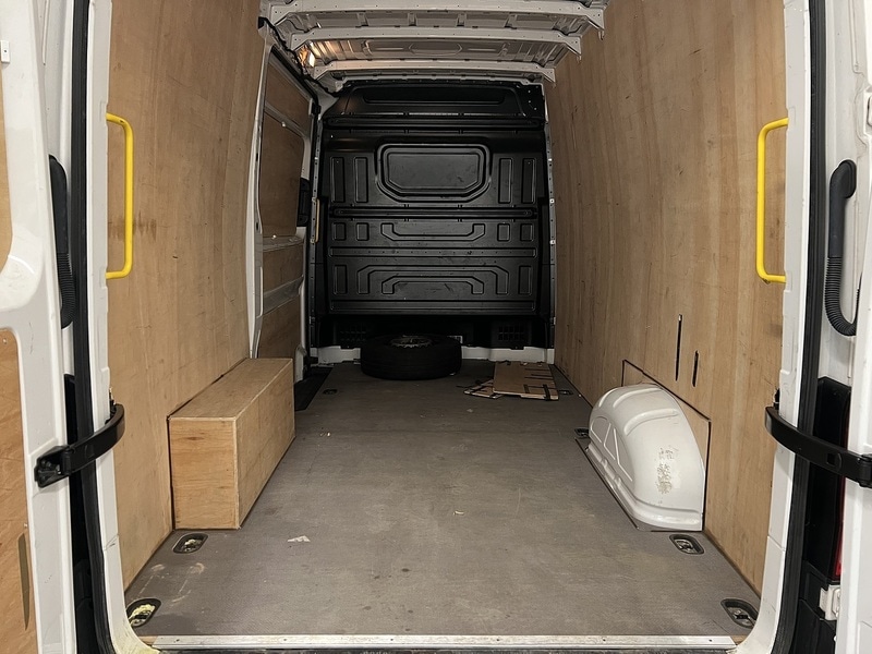 Used Volkswagen Crafter 2024 for sale - 77014624: Photo 5