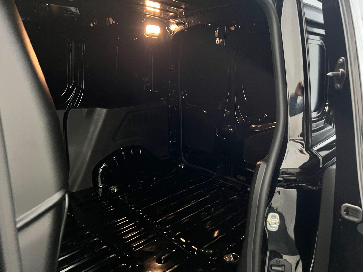 Used Peugeot Partner 2024 for sale - 76104208: Photo 34