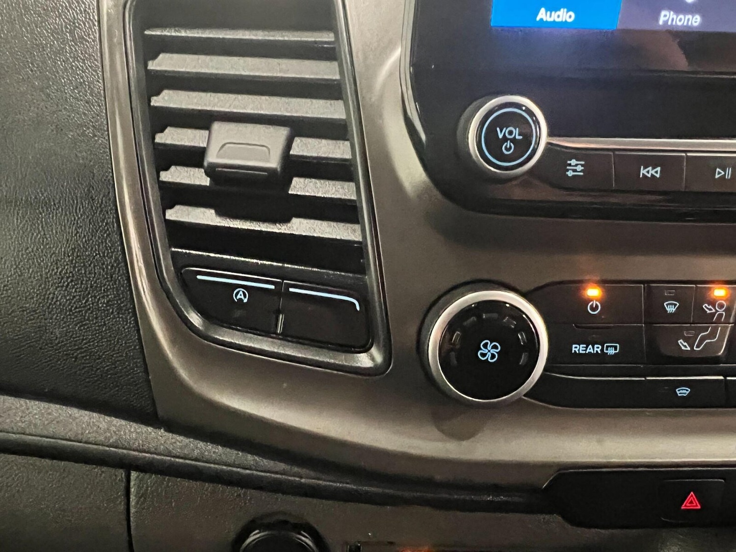 Used Ford Transit Custom 2022 for sale - 76623409: Photo 15