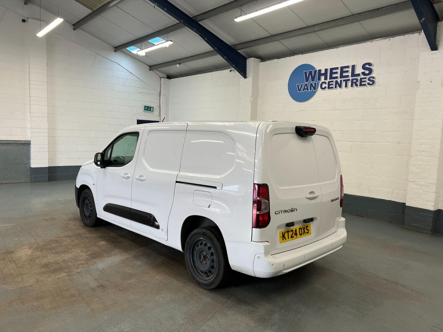 Used Citroen Berlingo 2024 for sale - 76428168: Photo 2