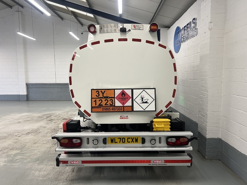 Used Isuzu Forward 2021 for sale - 77920918: Photo 4