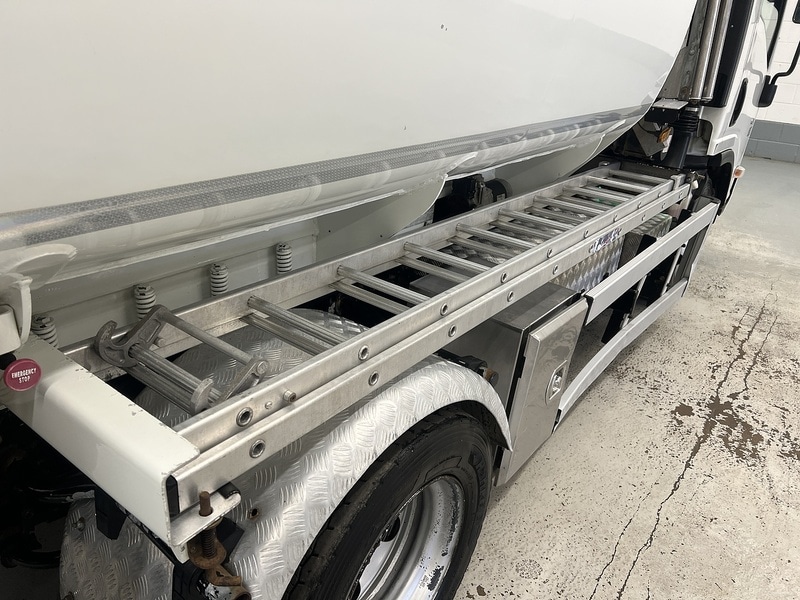 Used Isuzu Forward 2021 for sale - 77920918: Photo 41